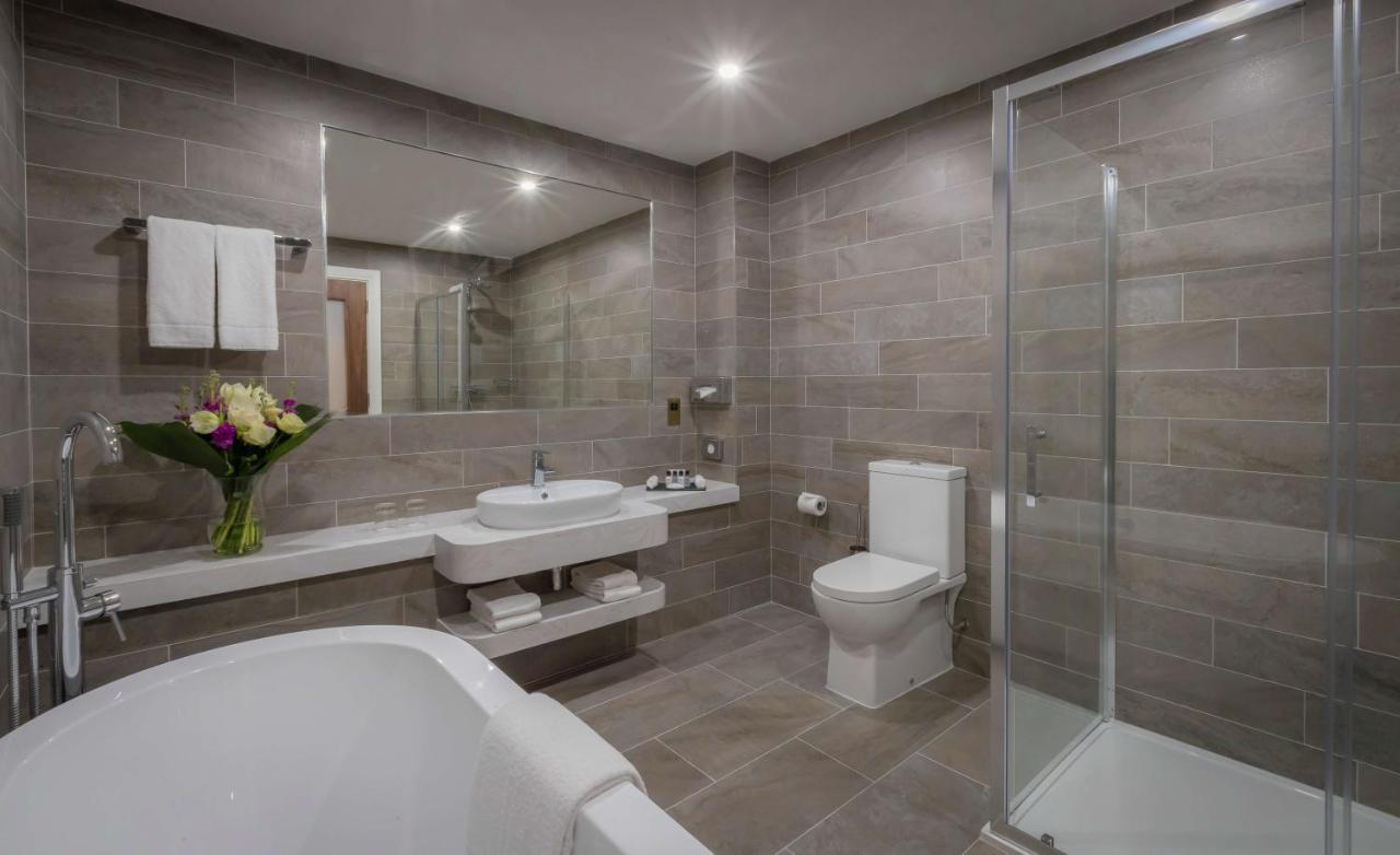 Castletroy Park Hotel Suites Лимерик Экстерьер фото